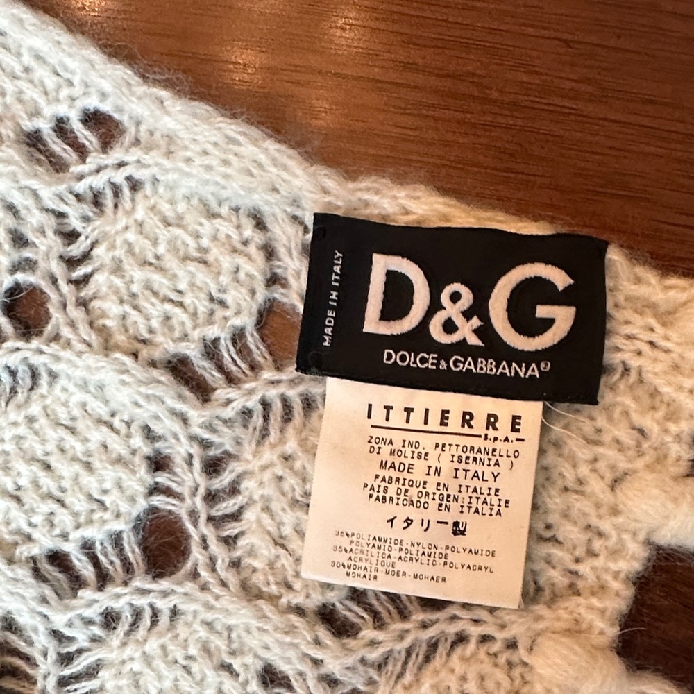 Authentic Dolce & Gabbana Knit Vest & Scarf Set | Turtleneck Sleeveless Top - Picture 8 of 15
